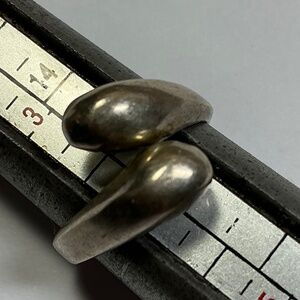 TAXCO Sterling Silver Bypass Ring. Size 4